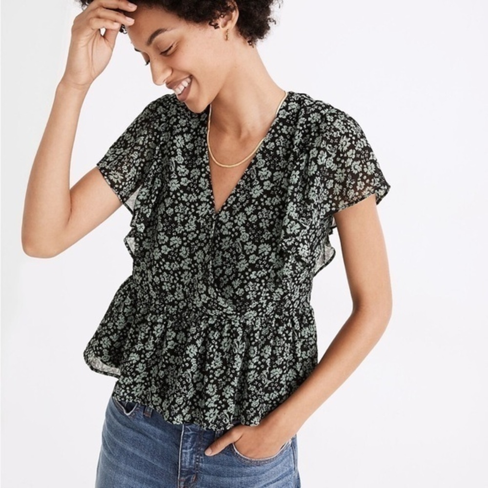 Madewell • Georgette Ruffle-Sleeve Peplum Top in Fleur Field